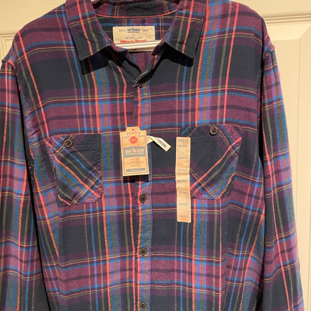 Mens flannel 2X purple and black
